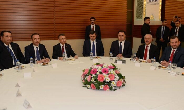 CUMHURBAŞKANI YARDIMCISI OKTAY ÇORUM’DA