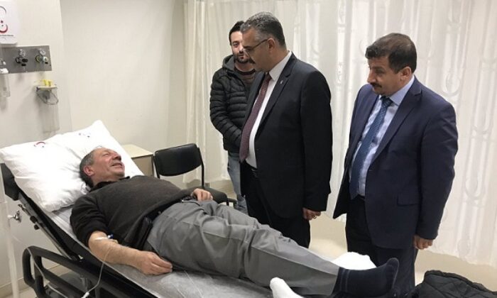 ACİL SERVİS HASTALARINA SÜRPRİZ ZİYARET