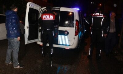 GENÇ DAMAT GÖĞSÜNDEN BIÇAKLANDI