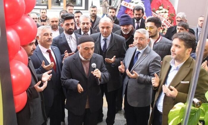 KUAFÖR SEYFO VE GÜZELLİK MERKEZİ AÇILDI