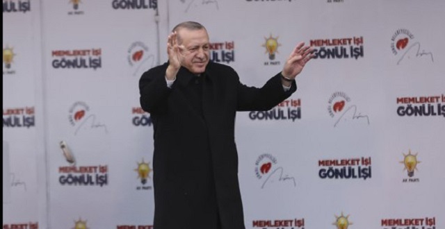 CUMHURBAŞKANI ÇORUM’DA HALKA SESLENDİ