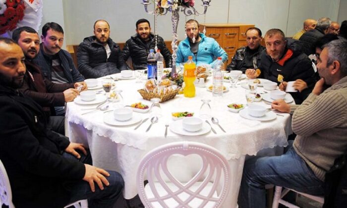 BİRLİK VE BERABERLİK YEMEĞİNDE BULUŞTULAR