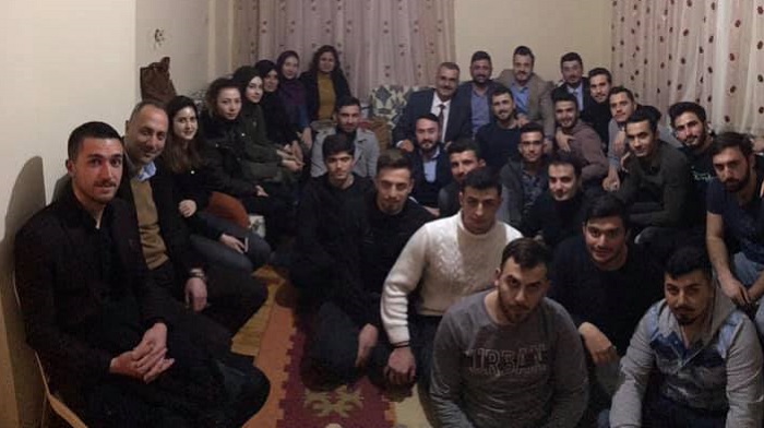 AHLATCI ÜNİVERSİTELİ GENÇLERLE BULUŞTU