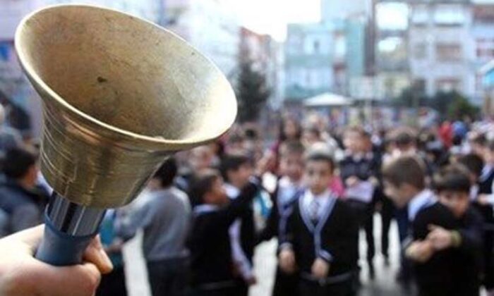 1 NİSAN PAZARTESİ GÜNÜ OKULLAR TATİL