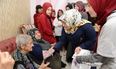 HUZUREVİ SAKİNLERİNE ANLAMLI ZİYARET