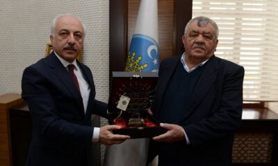 HÜSEYİN TEKE’DEN GÜL’E VEDA ZİYARETİ
