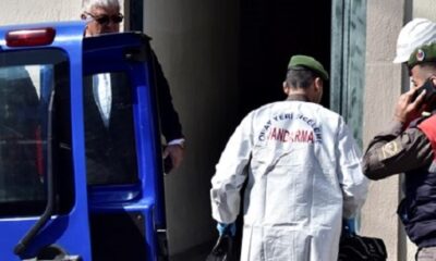 KOMŞULARI TUVALETTE ÖLÜ BULDU
