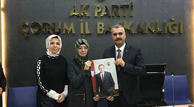 ERDOĞAN’DAN ÇORUM’A İMZALI FOTOĞRAF