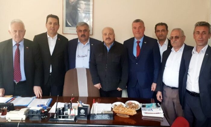 BAŞKAN ADAYLARINDAN ÖRNEK BİRLİKTELİK