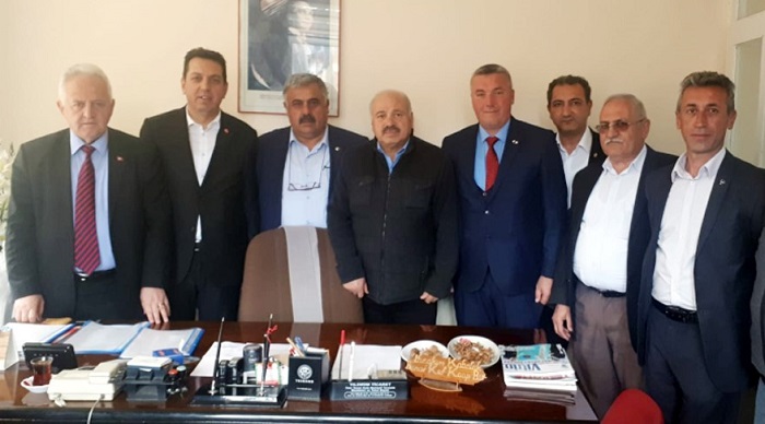 BAŞKAN ADAYLARINDAN ÖRNEK BİRLİKTELİK