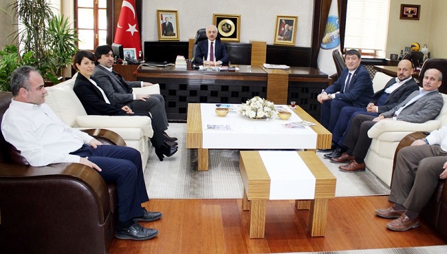 KILIÇ’TAN BELEDİYE’YE NEZAKET ZİYARETİ