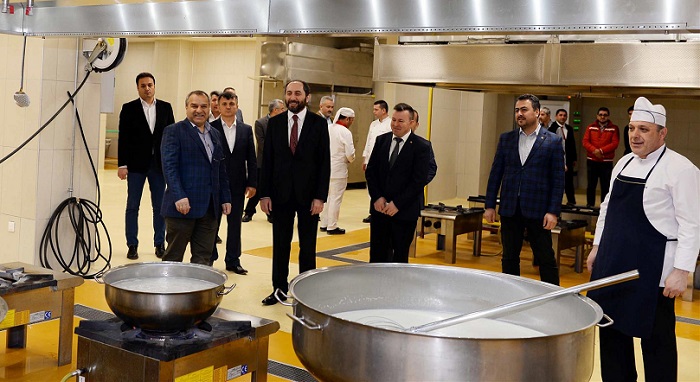 HİTÜ’NÜN YEMEKHANESİNE TAM NOT