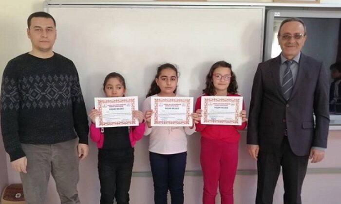 EN ÇOK KİTAP OKUYANLAR ÖDÜLLENDİRİLDİ