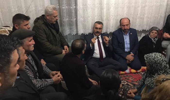 AK PARTİ EV ZİYARETLERİNE DEVAM EDİYOR