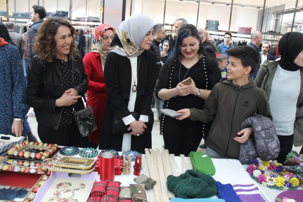 YAŞLILARIN ESERLERİ GÖRÜCÜYE ÇIKTI