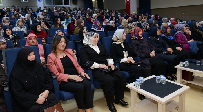 KADINLARA BİLGİLENDİRME SEMİNERİ