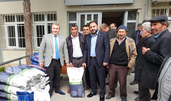 SUNGURLU’DAKİ ÇİFTÇİLERE TOHUM DAĞITILDI