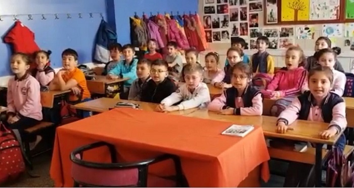 ÖĞRENCİLER TANER İSBİR’E TEBRİK MESAJI