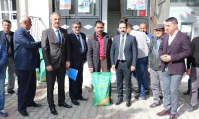 ÇİFTÇİLERE SİLAJLIK MISIR TOHUMU DAĞITILDI