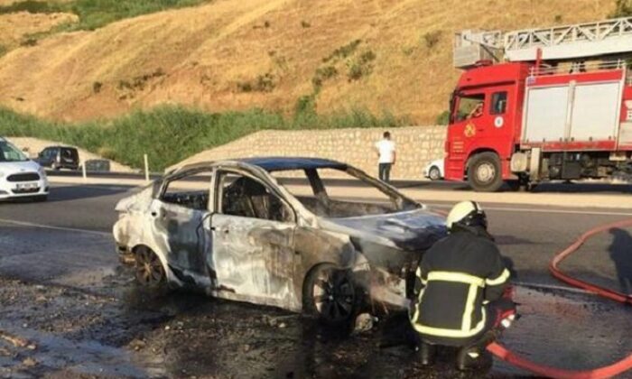 ELEKTRİK KONTAĞI OTOMOBİLİ YAKTI