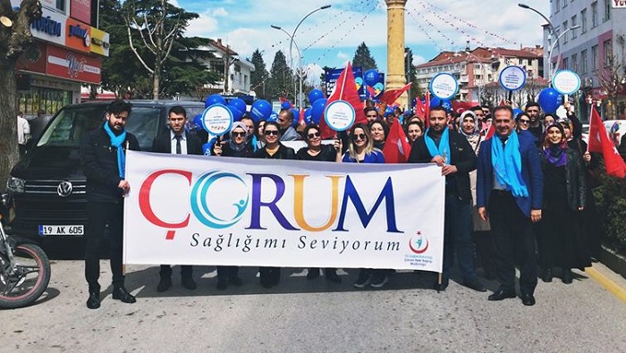 OTİZM FARKINDALIK YÜRÜYÜŞÜ DÜZENLENDİ