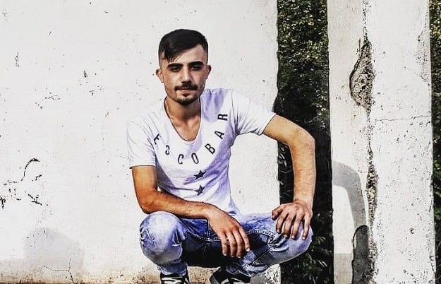 20 YAŞINDA YAŞAMINA SON VERDİ