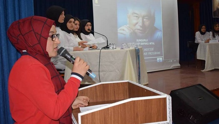 CENGİZ AYTMATOV PANELİ DÜZENLENDİ