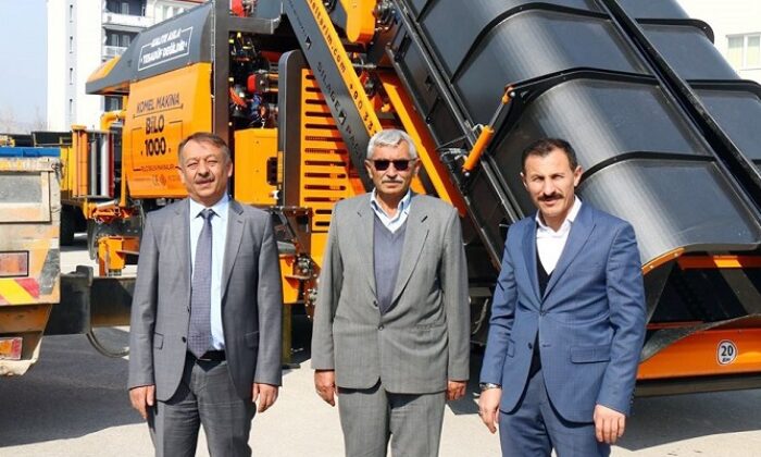 DAMIZLIK BİRLİĞİNE YENİ SİLAJ MAKİNESİ