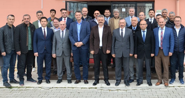 İLÇE MİLLİ EĞİTİM MÜDÜRLERİ ALACA’DA BULUŞTU