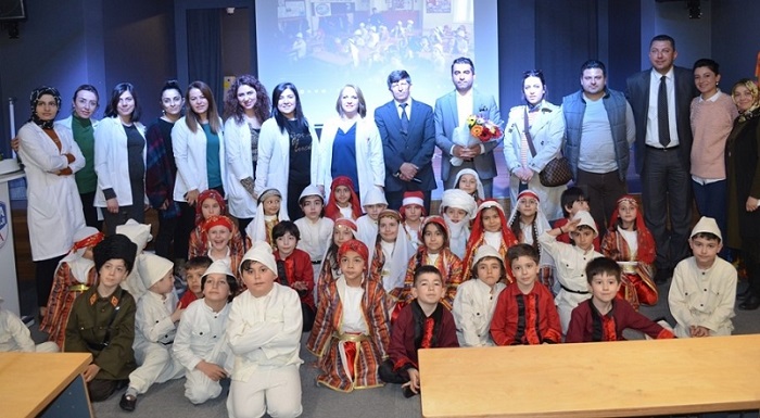 MİNİKLERDEN ÇANAKKALE ORATORYOSU