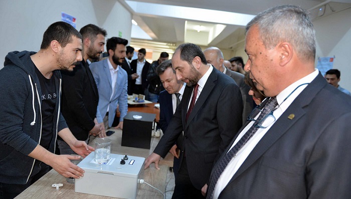 MÜHENDİSLİK ÖĞRENCİLERİ PROJELERİNİ SERGİLEDİ
