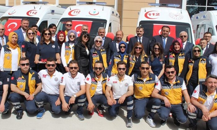 ÇORUM’DA 10 AMBULANS TÖRENLE DAĞITILDI