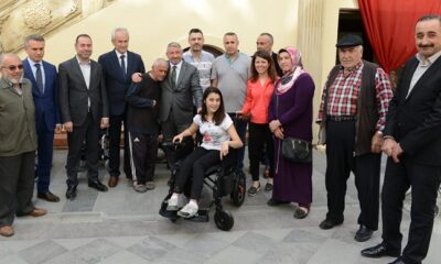 HAYIRSEVER ESNAFTAN ÖRNEK DAVRANIŞ