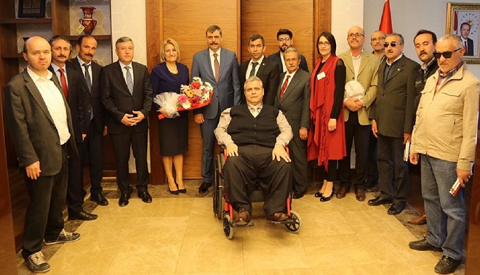 VALİ ENGELLİ DERNEKLERİNİ AĞIRLADI