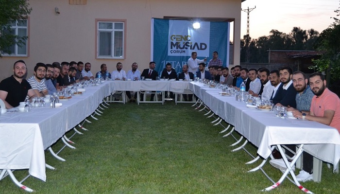 GENÇ MÜSİAD İFTARDA BİR ARAYA GELDİ