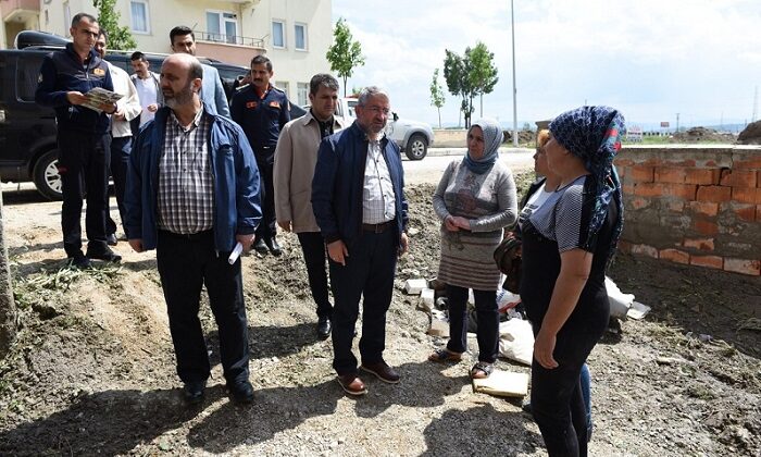 BAŞKAN AFET MAĞDURLARINI ZİYARET ETTİ