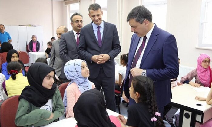 GÖÇMEN ÖĞRENCİLERİ ZİYARET ETTİLER