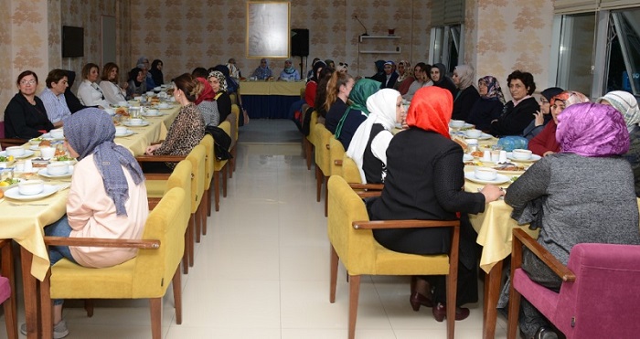 KADIN MECLİSİNDEN İFTAR YEMEĞİ
