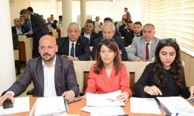 BELEDİYE MECLİSİNDE BÜTÇE TARTIŞMALARI