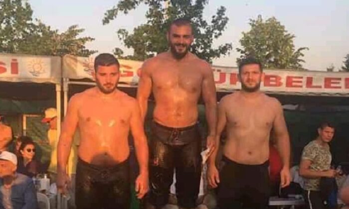 ÇORUMLU GÜREŞÇİ GURURUMUZ OLDU