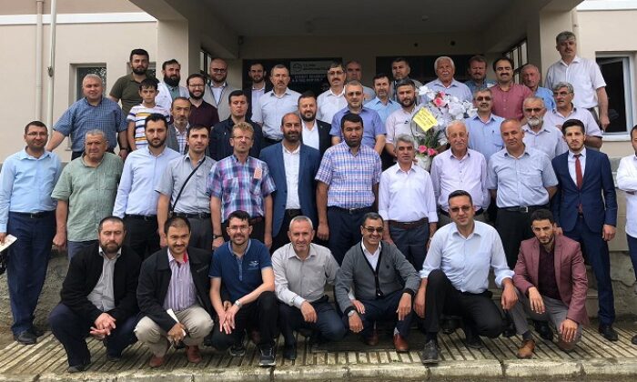 MECİTÖZÜ’NDE CENNET BÜLBÜLLERİ YETİŞİYOR