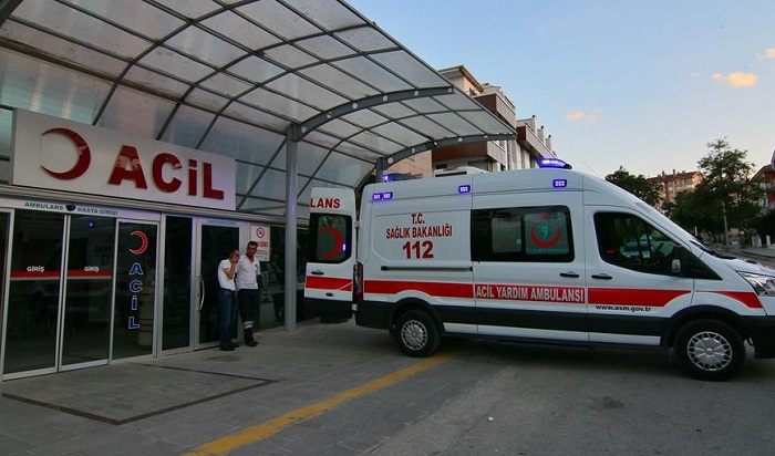 YABANİ OT YEYİNCE HASTANELİK OLDU