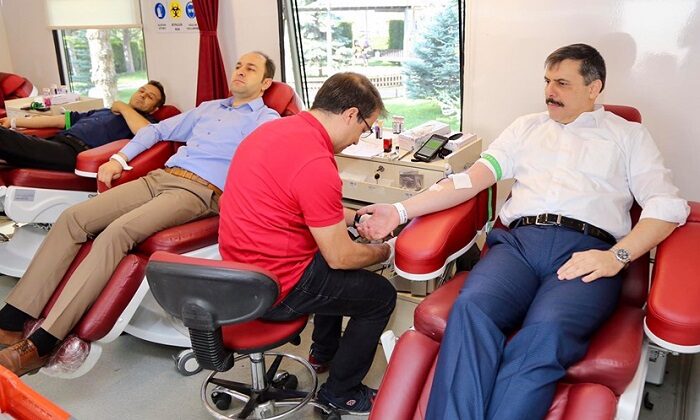 VALİ ÇİFTÇİ’DEN KAN BAĞIŞI ÇAĞRISI