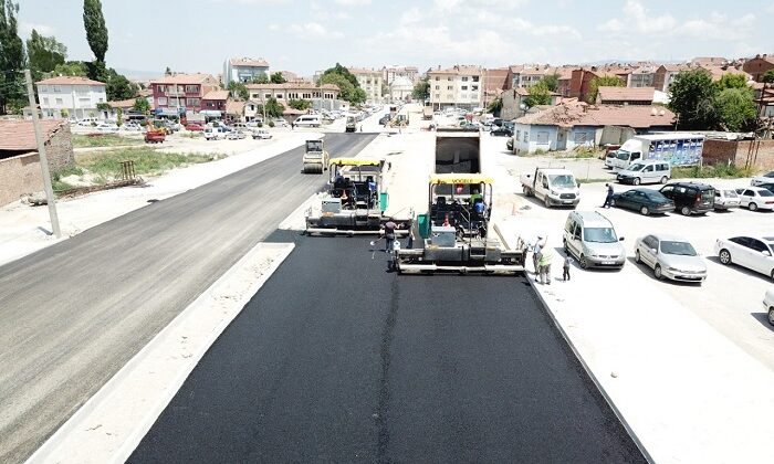 ÇÖPLÜ CADDESİNDE GENİŞLETME ÇALIŞMASI