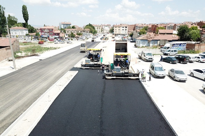 ÇÖPLÜ CADDESİNDE GENİŞLETME ÇALIŞMASI