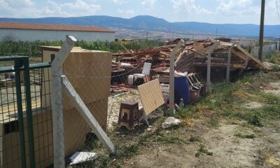 KAÇAK HOBİ BAHÇELERİ YIKILDI