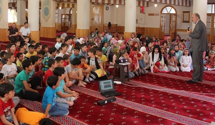 KUR’AN KURSU ÖĞRENCİLERİNE SEMİNER