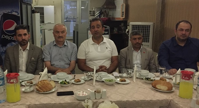 SPOR YAPAN GENÇLİK YETİŞTİRMEK İSTİYORUZ