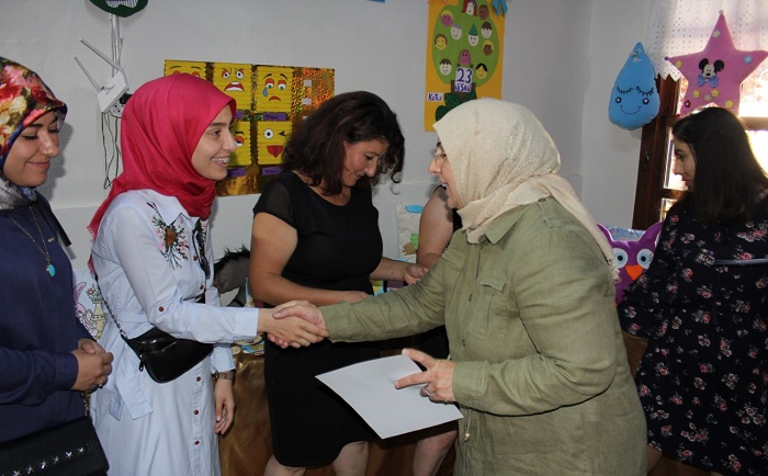 MESLEK KURSLARINDA SERTİFİKA ALDILAR