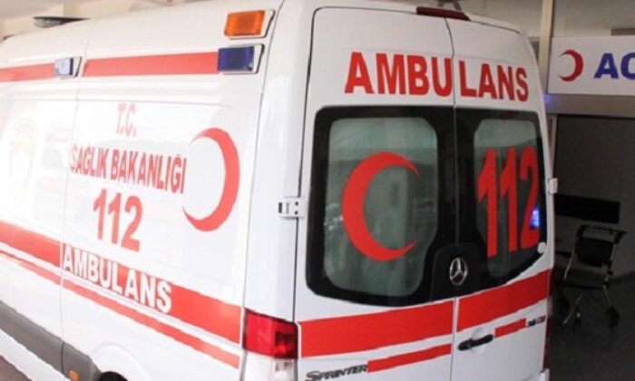 RÖMORKTAN DÜŞEREK HASTANELİK OLDU